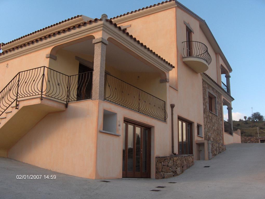Dimora San Pietro Apartment Будони Екстериор снимка